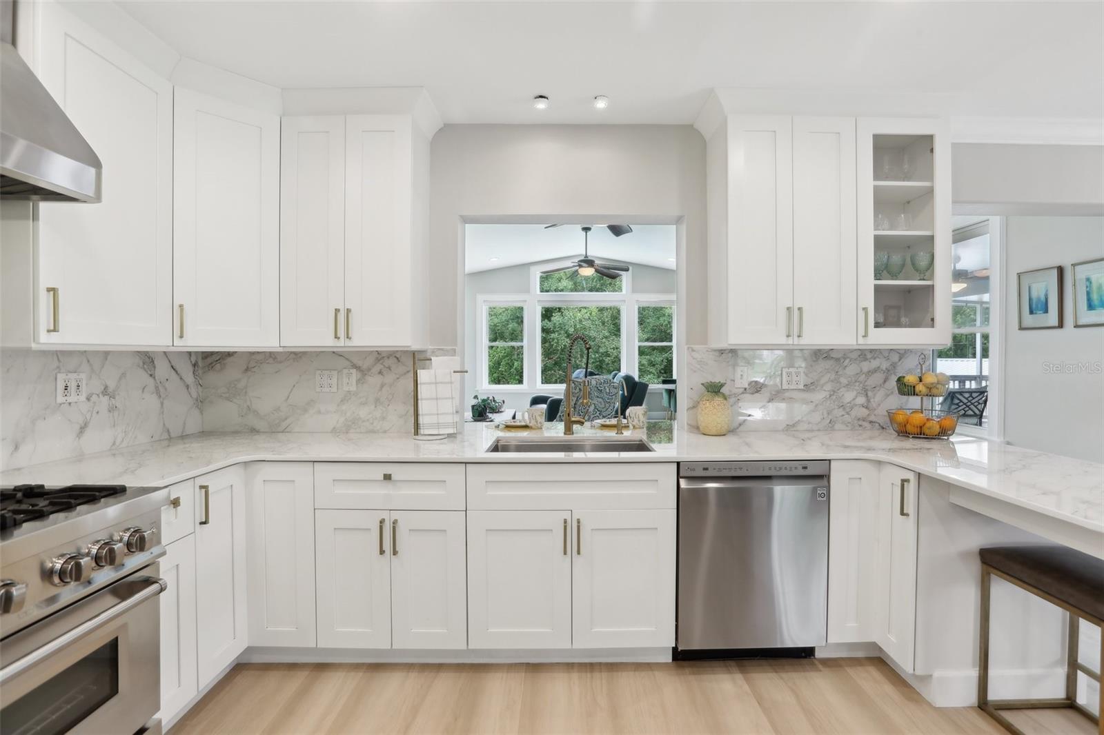 Image 19 of 79 For 1709 Main Street