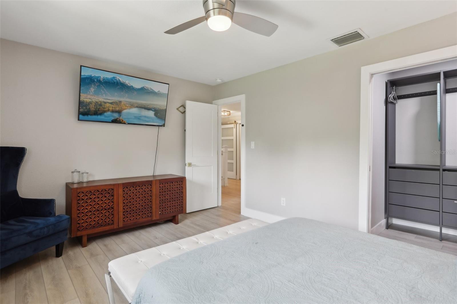 Image 30 of 79 For 1709 Main Street