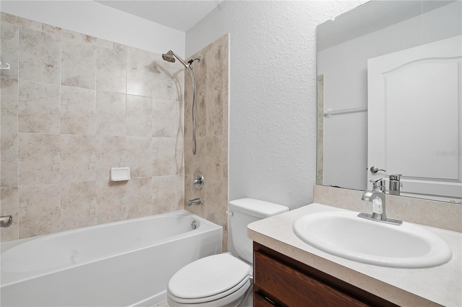 Image 13 of 16 For 5147 Magnolia Preserve Boulevard