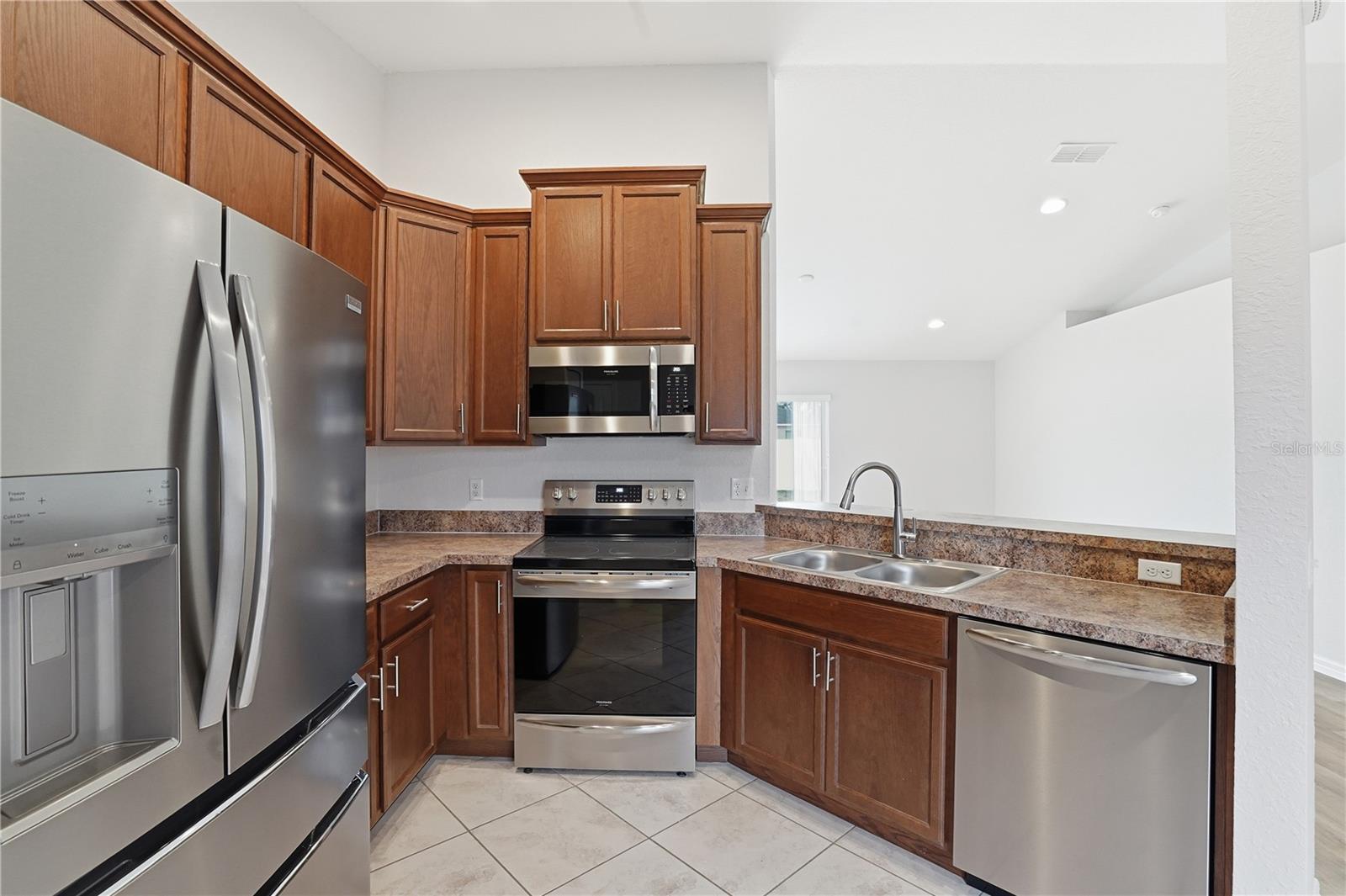 Image 7 of 16 For 5147 Magnolia Preserve Boulevard