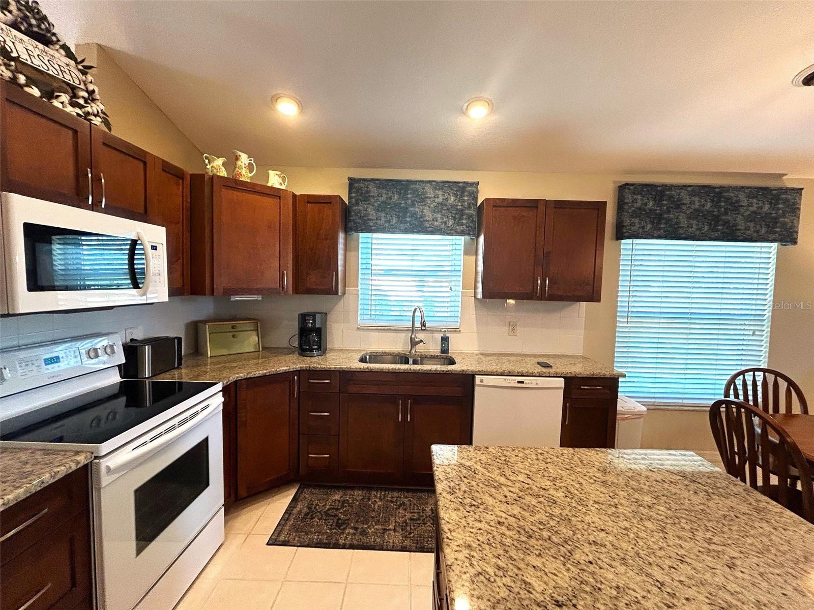 Image 13 of 54 For 18300 Rock Oak Court