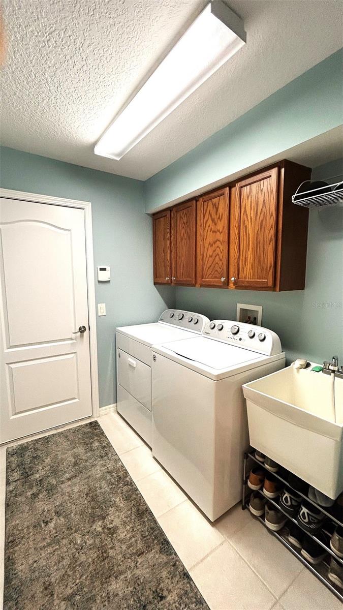 Image 29 of 54 For 18300 Rock Oak Court