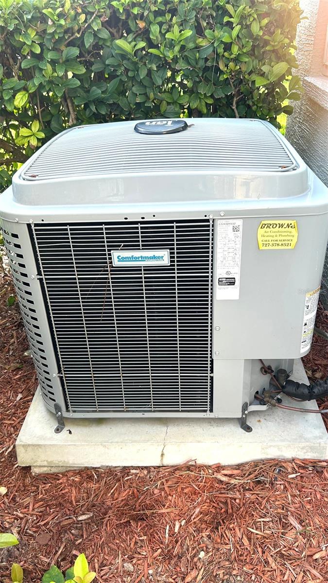 Image 37 of 54 For 18300 Rock Oak Court