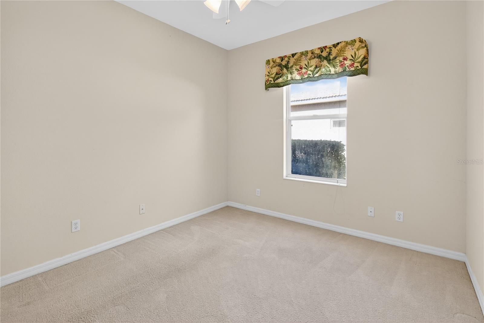 Image 24 of 46 For 267 Heritage Isles Way