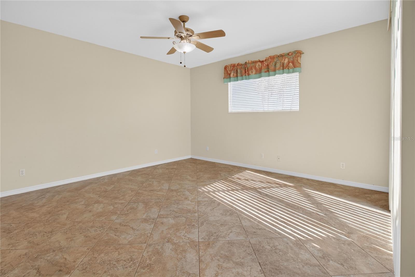 Image 25 of 46 For 267 Heritage Isles Way