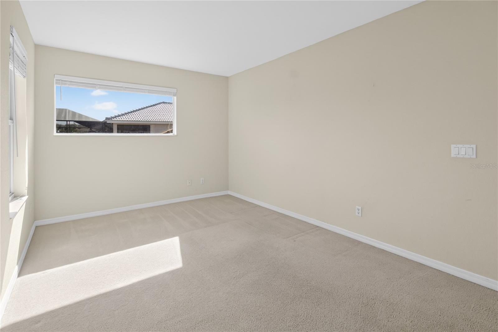 Image 32 of 46 For 267 Heritage Isles Way