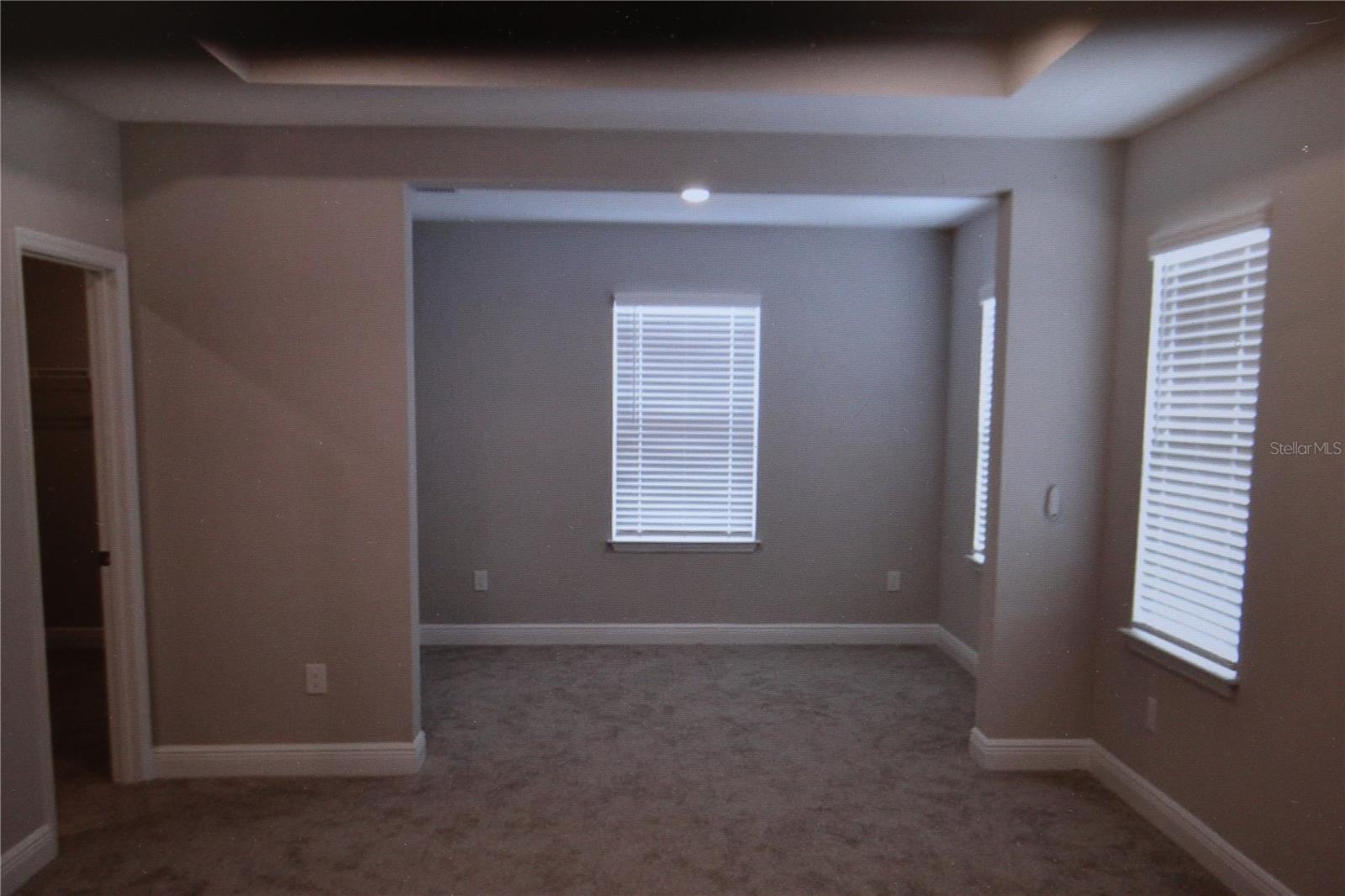 Image 9 of 16 For 2518 Warren Acres Boulevard