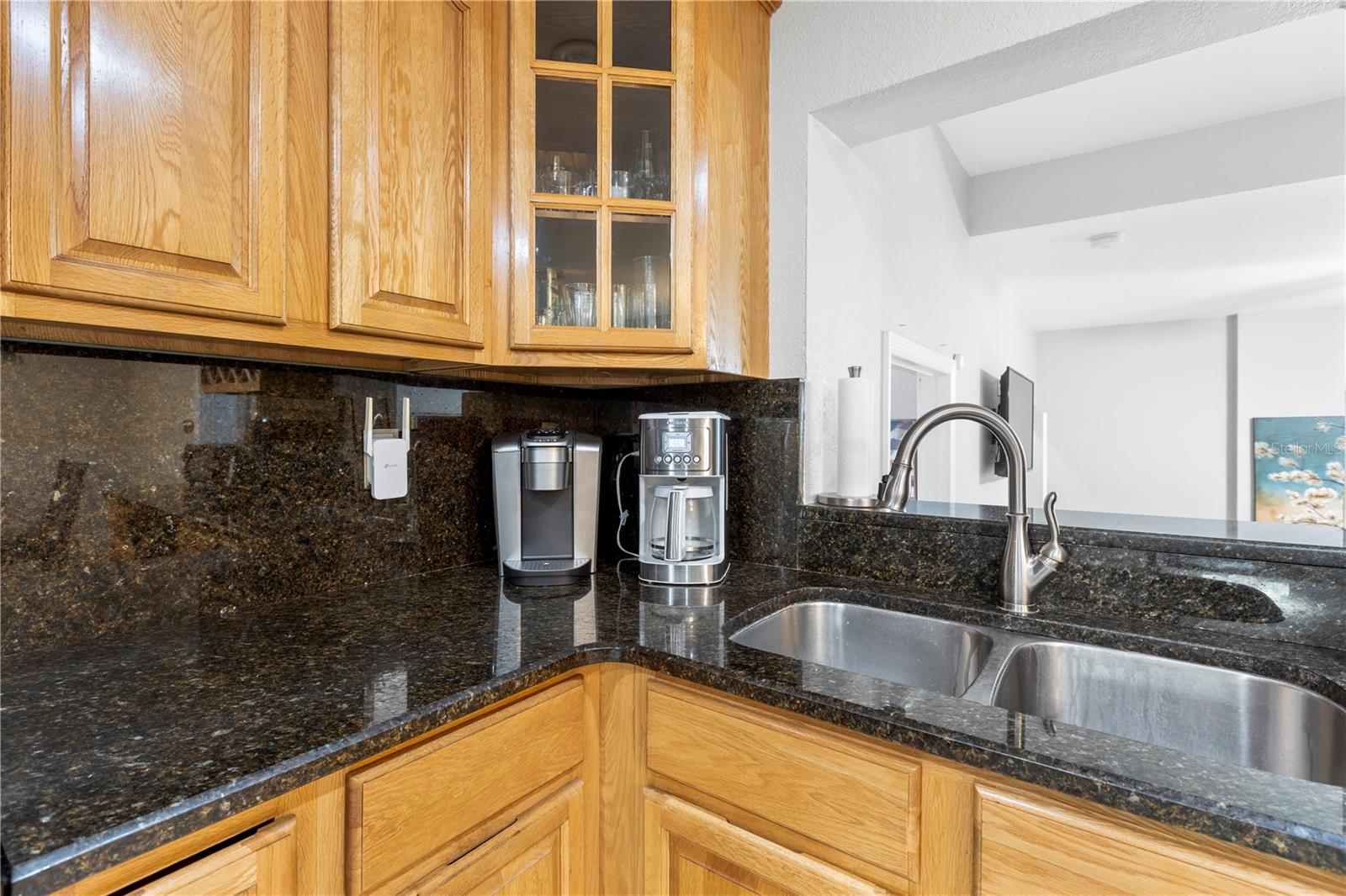 Image 11 of 56 For 907 Columbus Drive