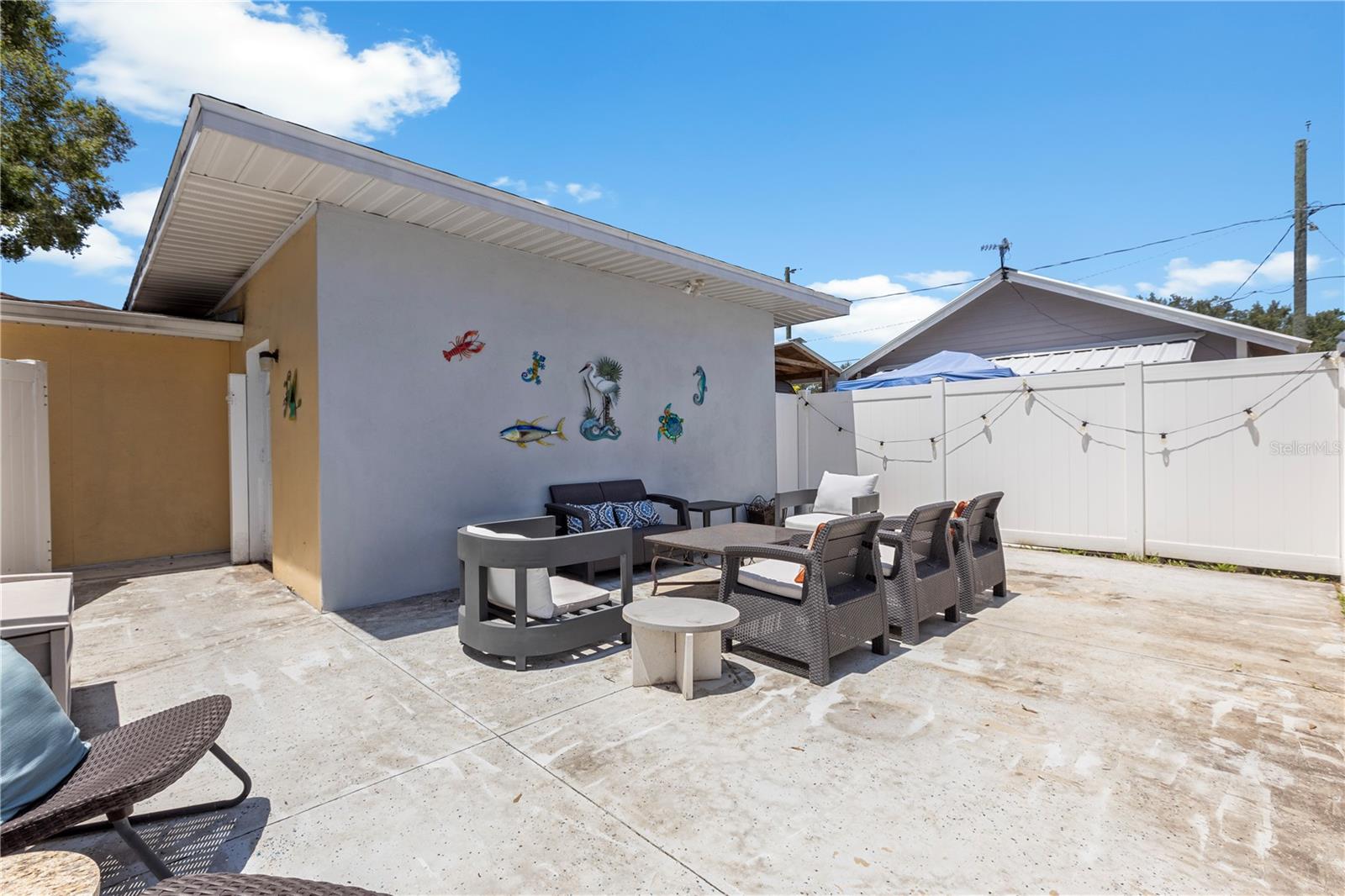 Image 47 of 56 For 907 Columbus Drive