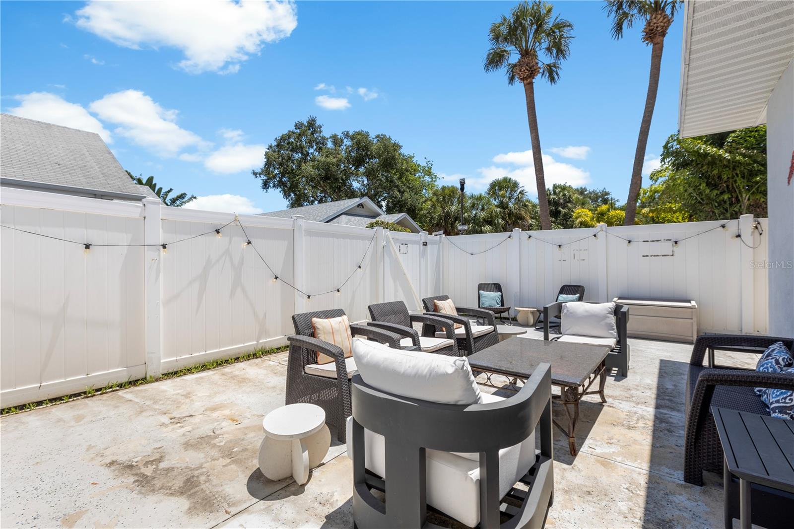 Image 48 of 56 For 907 Columbus Drive