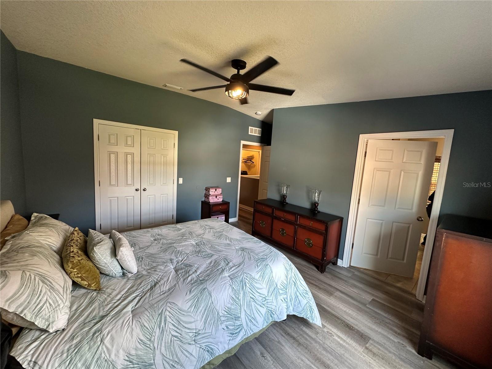 Image 13 of 32 For 971 Celtic Circle