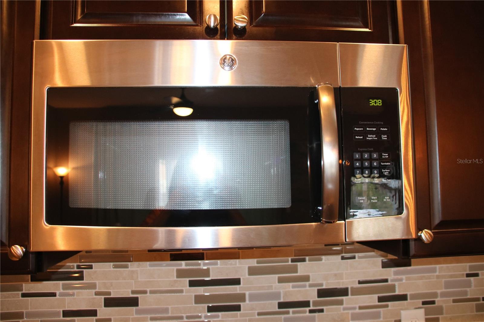 Image 28 of 32 For 971 Celtic Circle