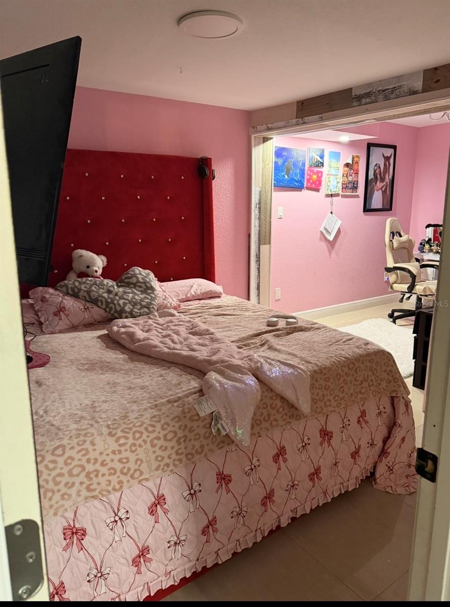 Image 11 of 35 For 7018 Hale Avenue