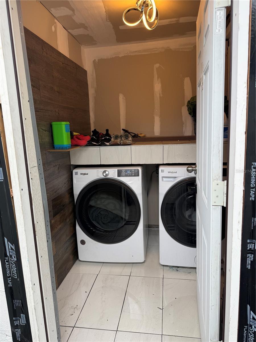 Image 18 of 35 For 7018 Hale Avenue