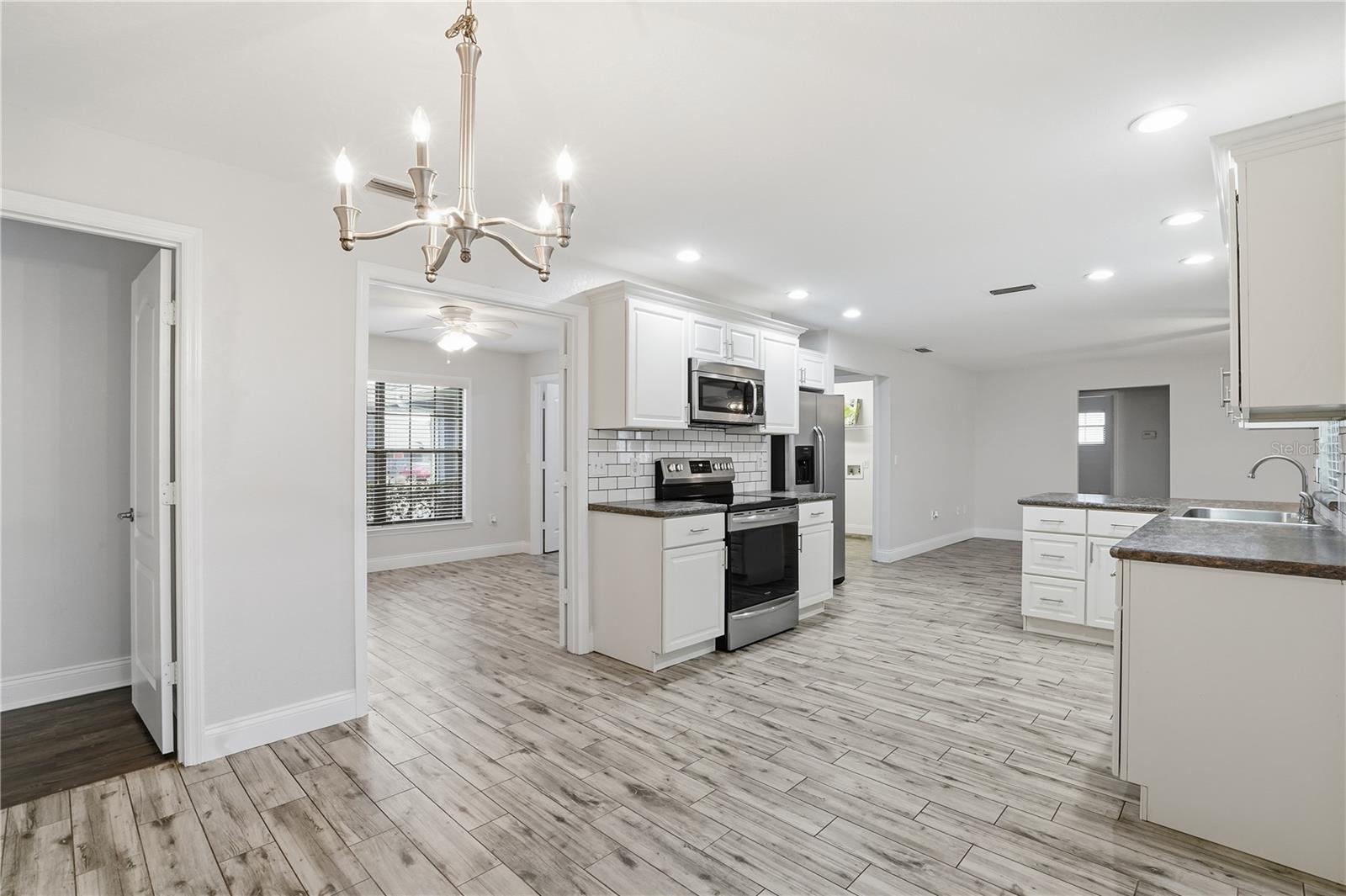 Image 5 of 21 For 5225 Nichols Drive W