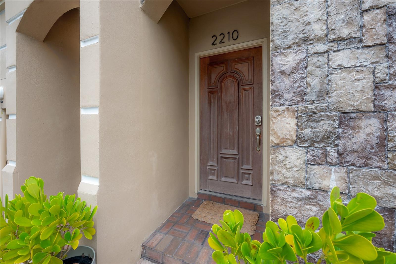 Image 43 of 46 For 2210 Soho Bay Court