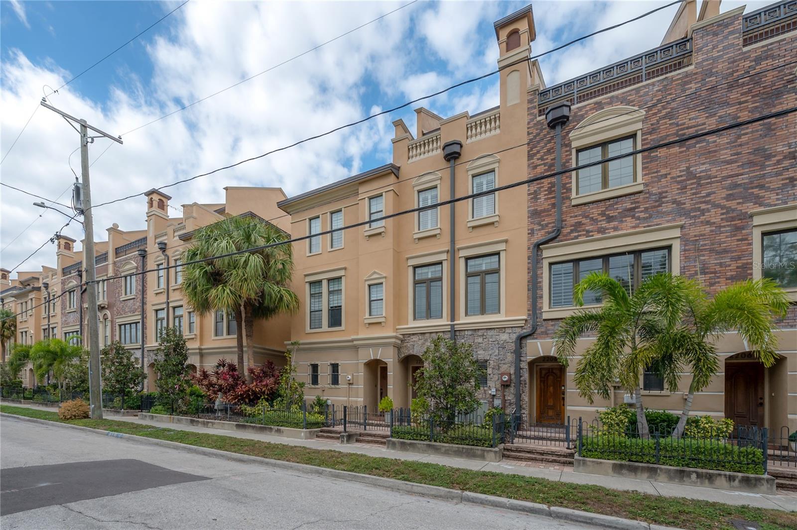 Image 45 of 46 For 2210 Soho Bay Court