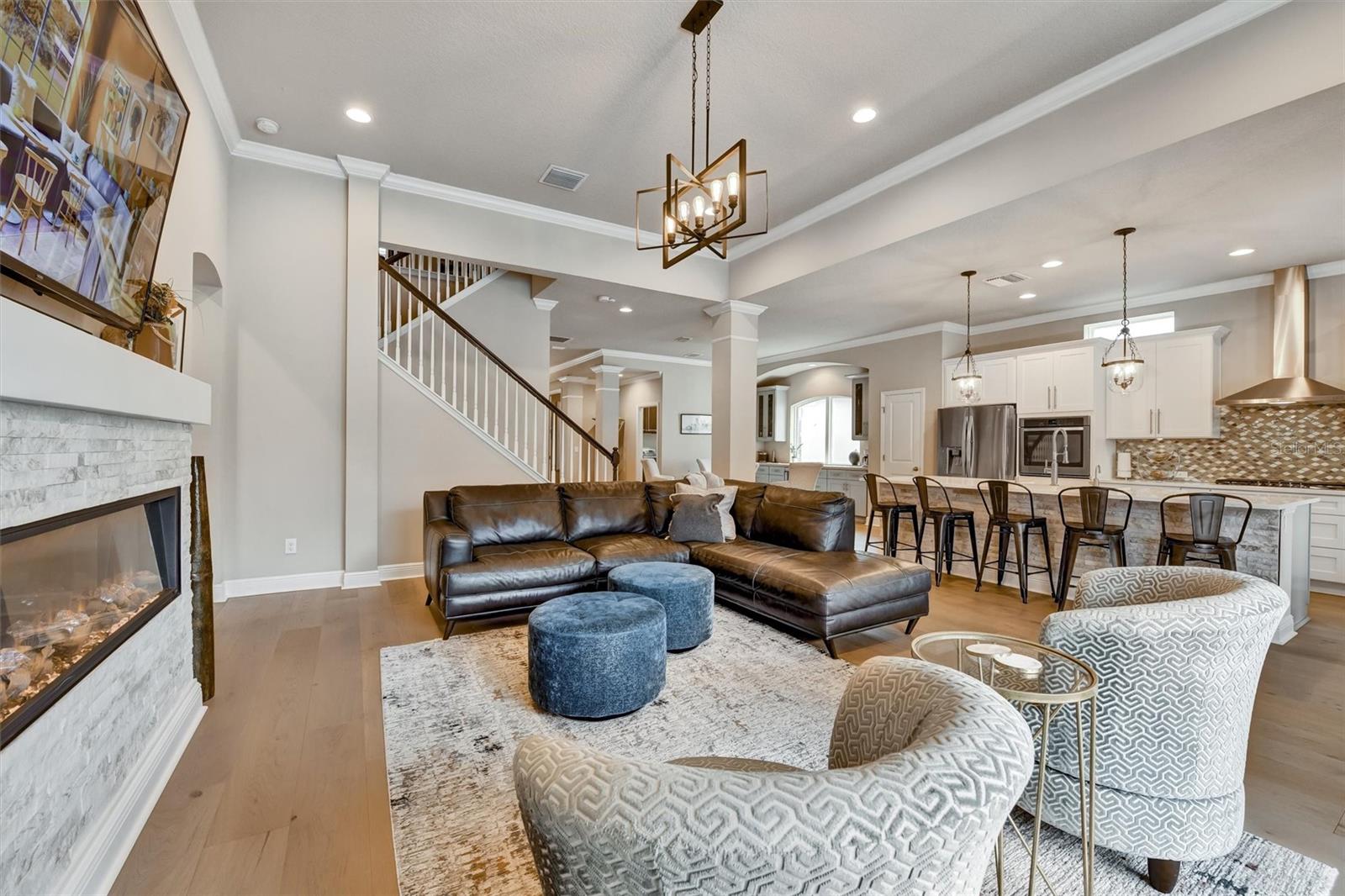 Listing photo id 11 for 2914 Long Bow Way