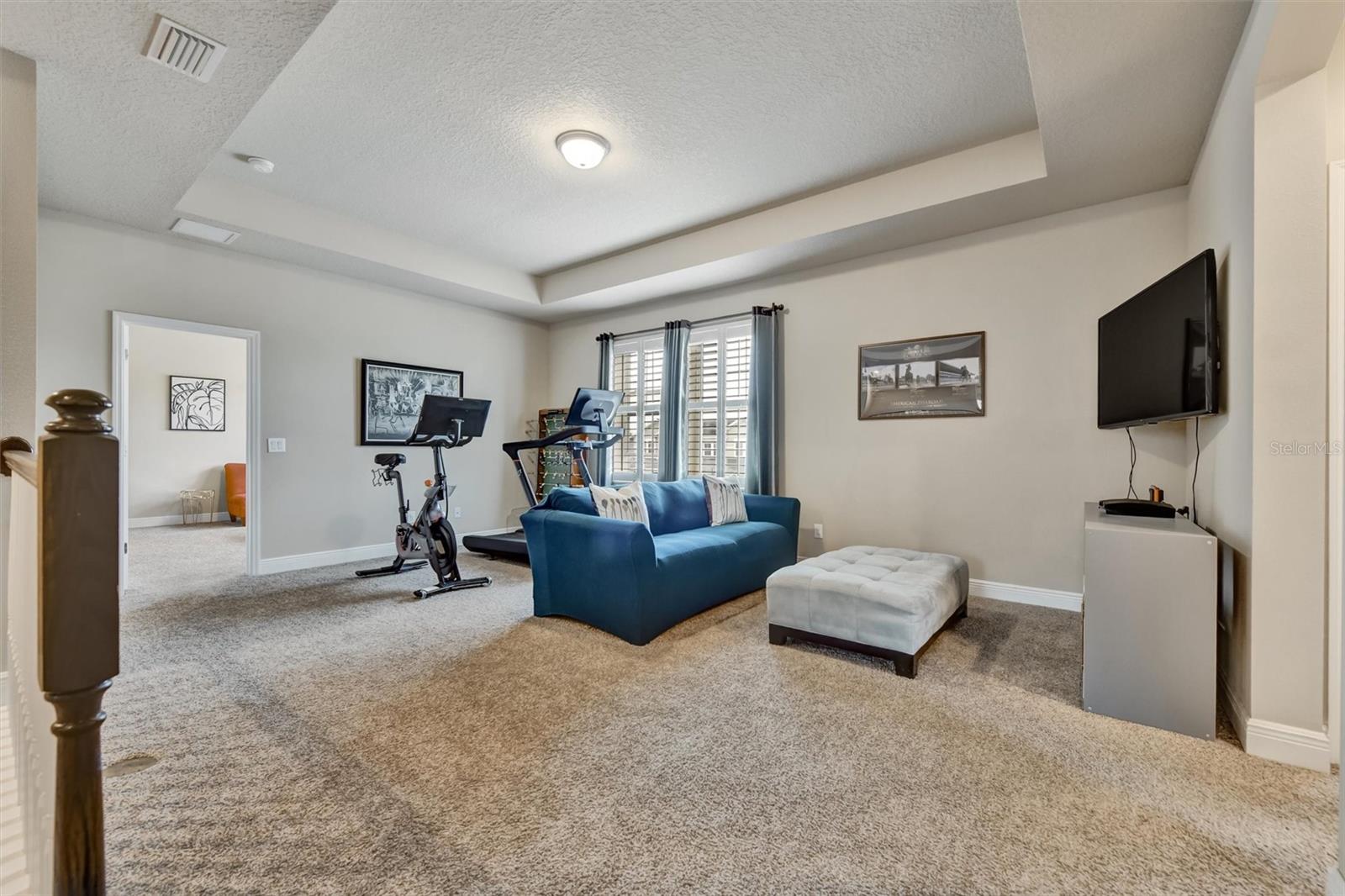 Listing photo id 31 for 2914 Long Bow Way