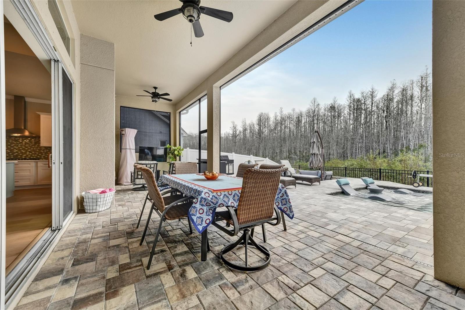 Listing photo id 44 for 2914 Long Bow Way