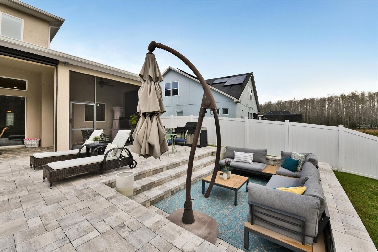 Listing photo id 50 for 2914 Long Bow Way