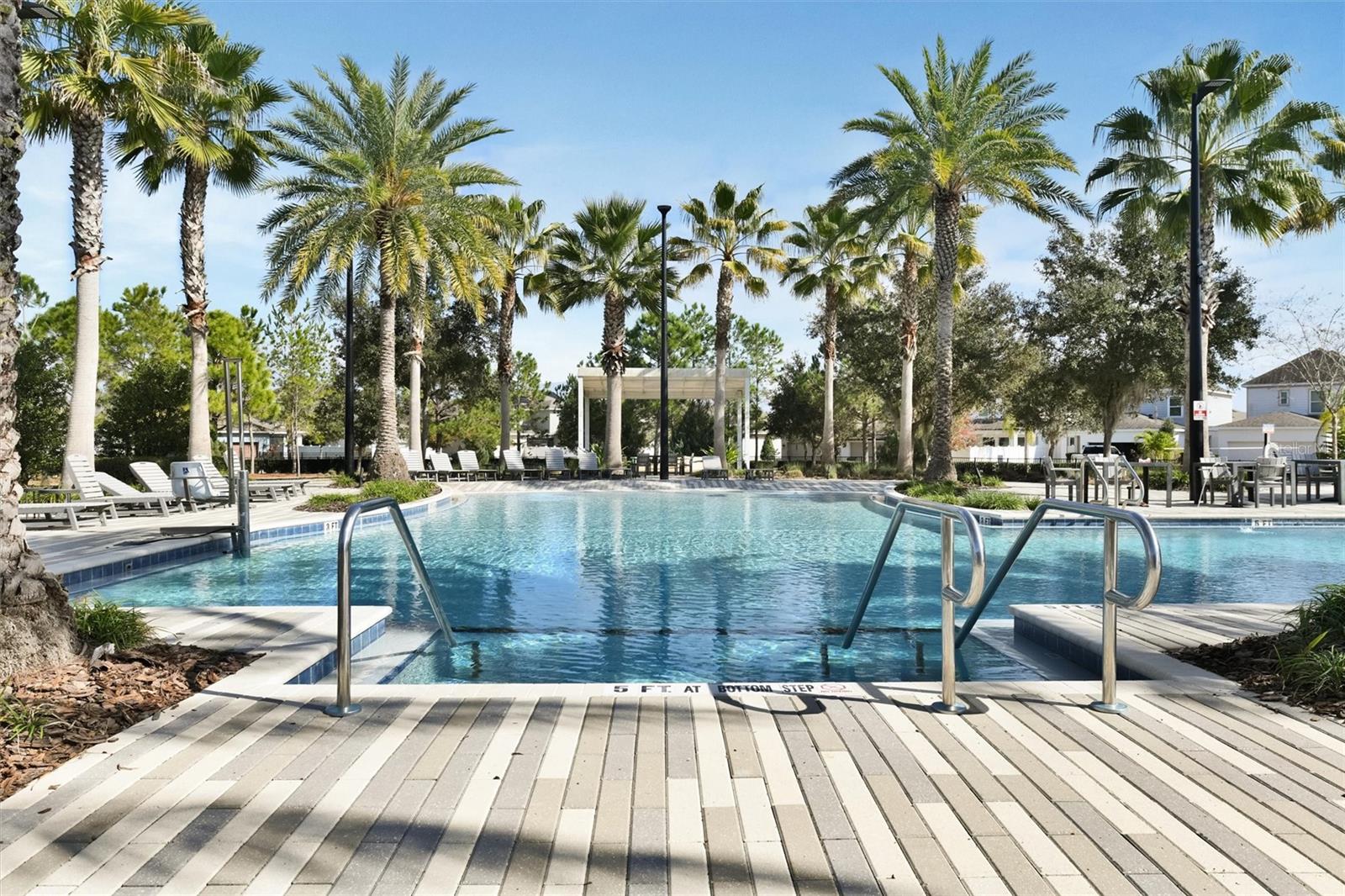 Listing photo id 56 for 2914 Long Bow Way