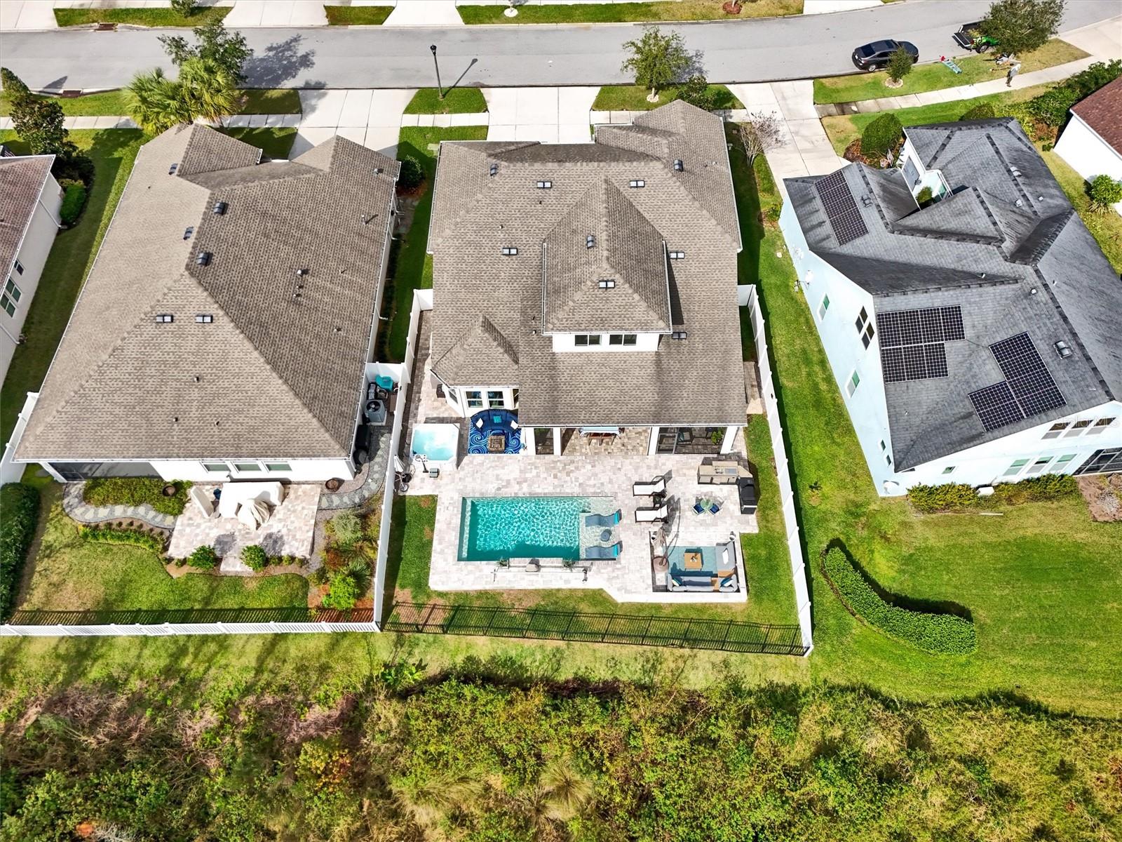 Listing photo id 66 for 2914 Long Bow Way