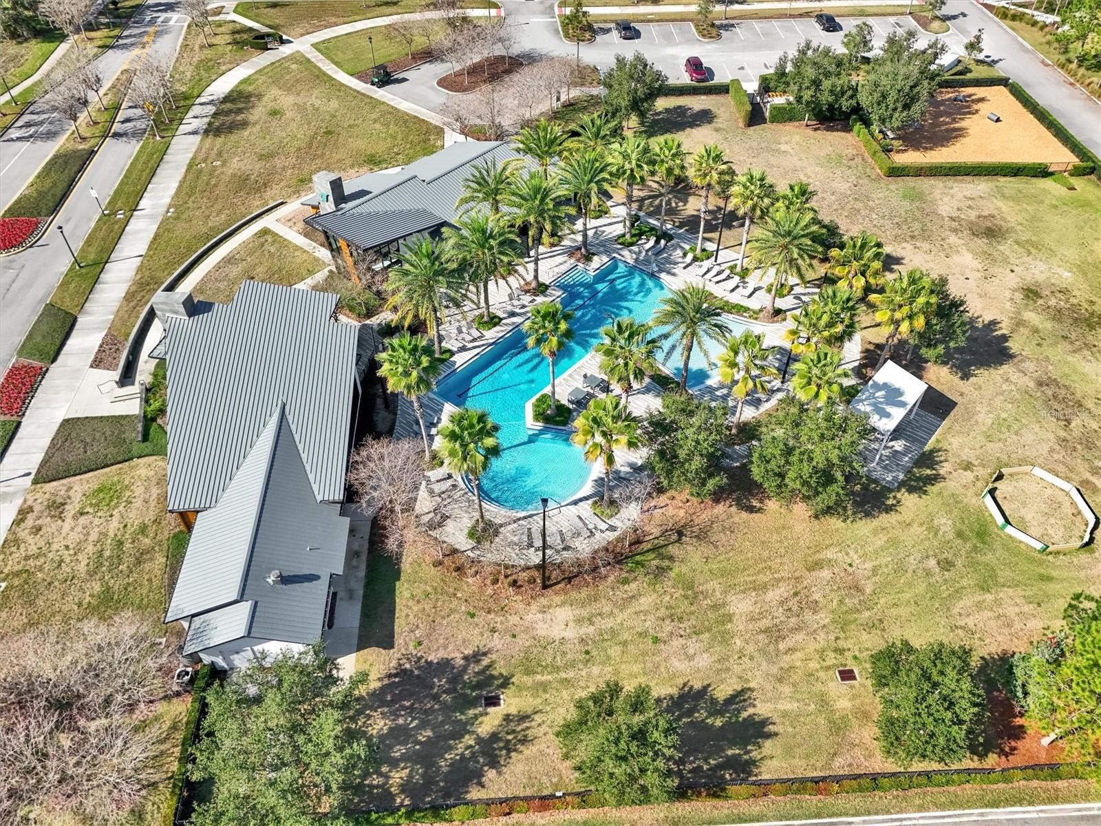 Listing photo id 70 for 2914 Long Bow Way