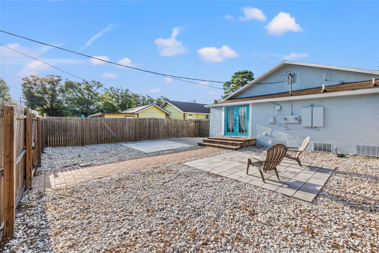 Image 32 of 36 For 4009 Burlington Avenue N