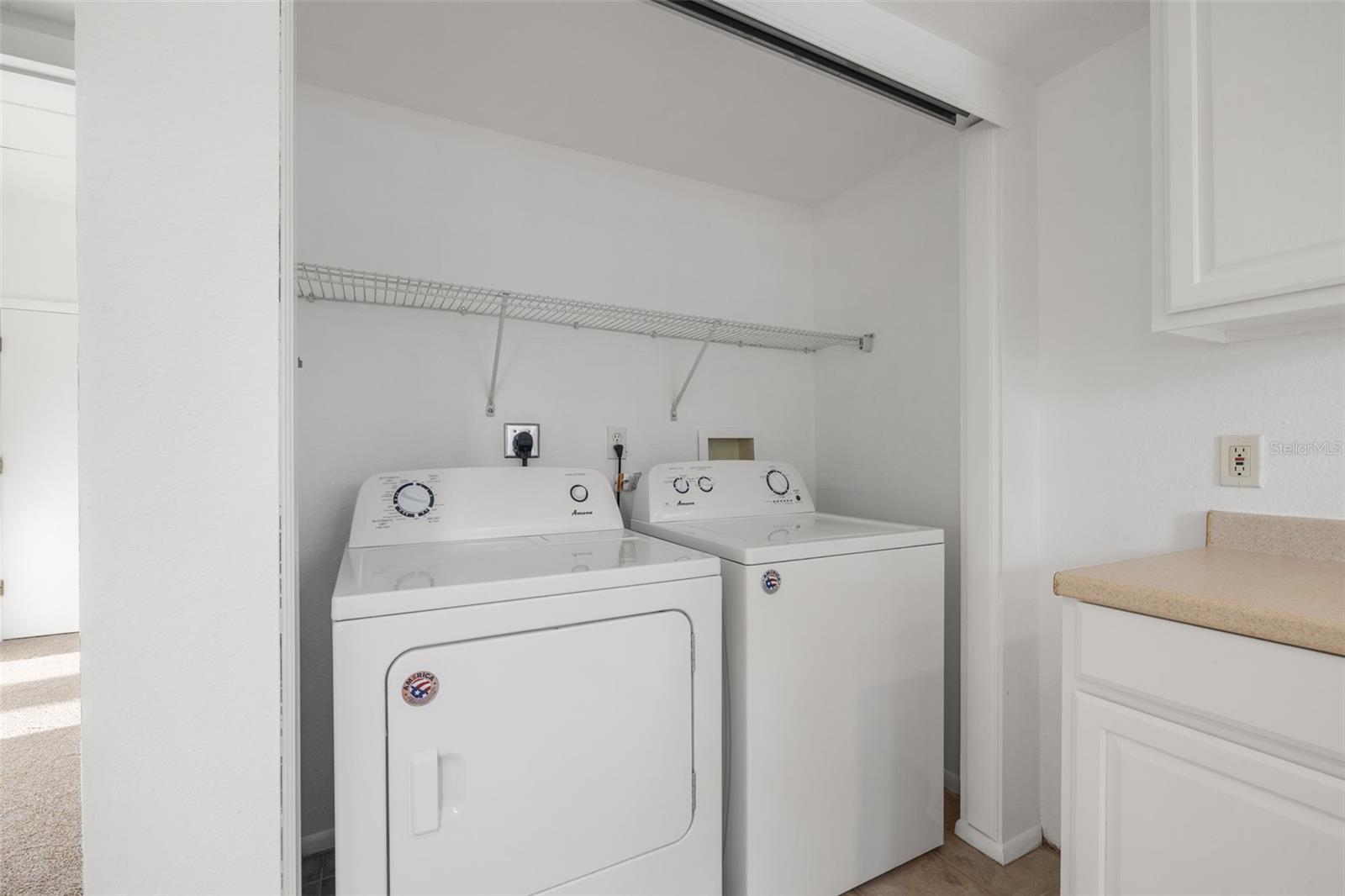 Image 9 of 36 For 4009 Burlington Avenue N