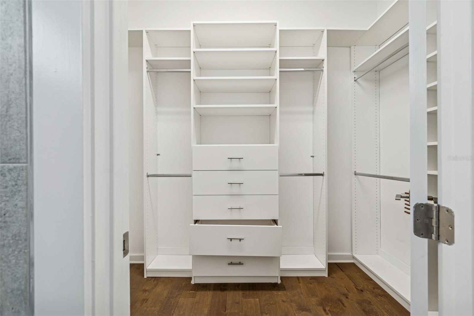 Image 25 of 57 For 6719 Dauphin Avenue