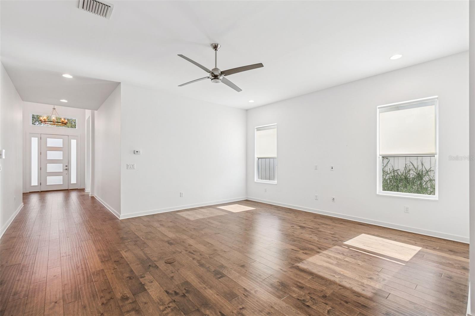 Image 5 of 57 For 6719 Dauphin Avenue