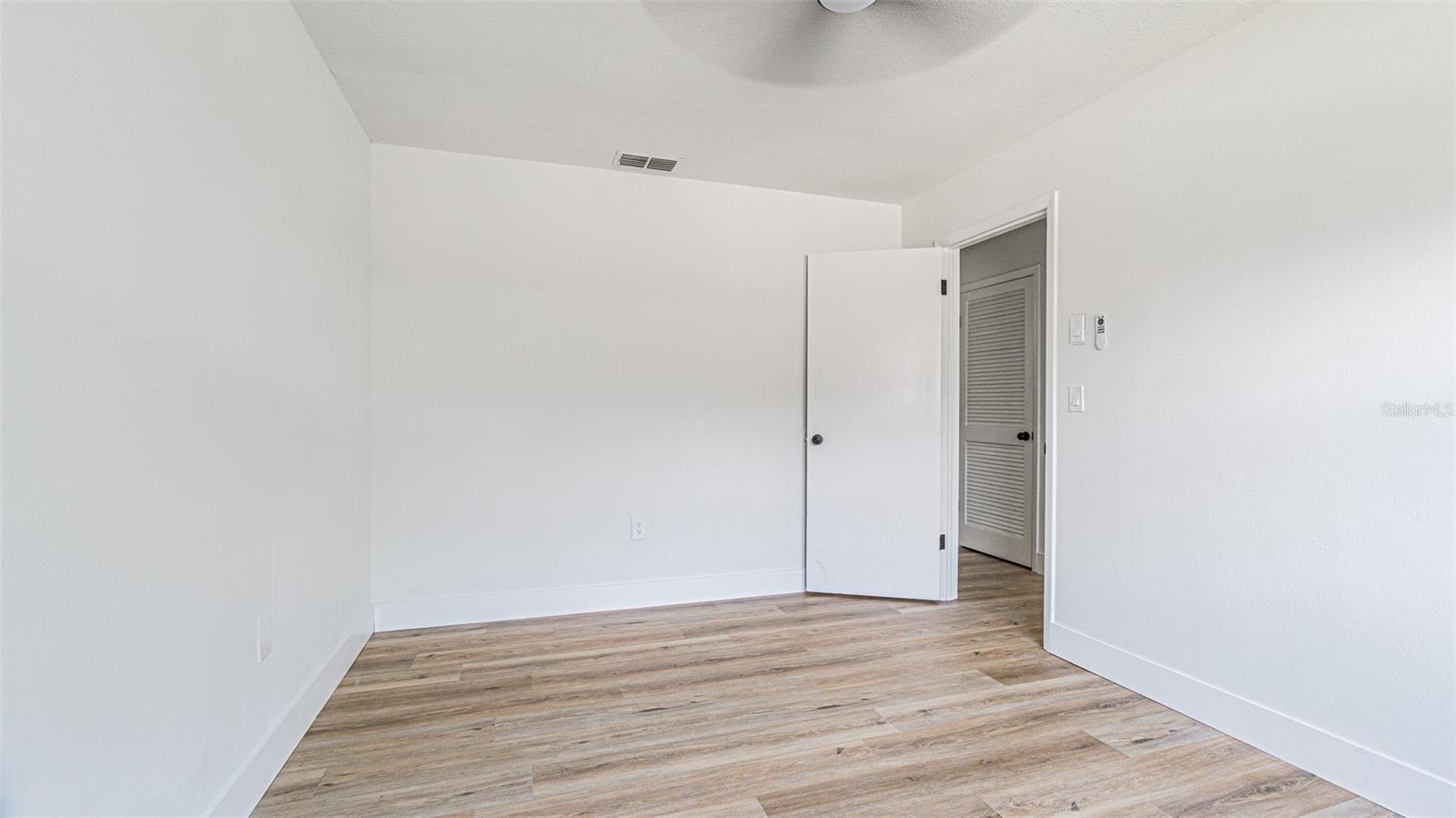 Image 19 of 30 For 8405 Reynolds Drive