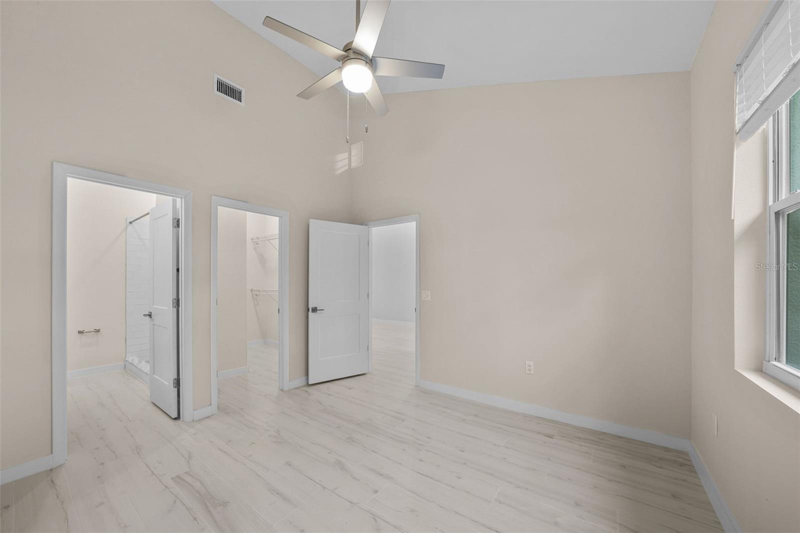 Image 17 of 30 For 3890 34th Avenue S 201