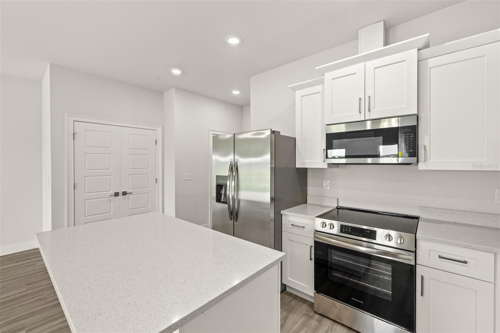 Image 12 of 31 For 14985 Sunset Eve Loop