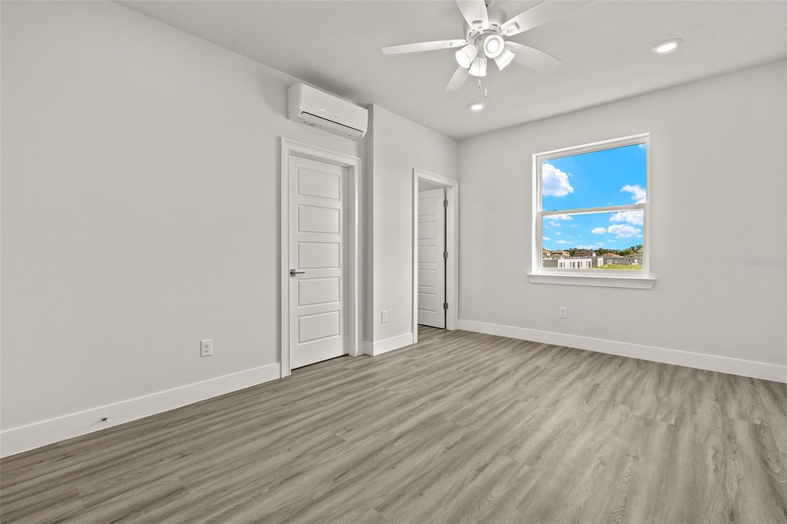 Image 18 of 31 For 14985 Sunset Eve Loop