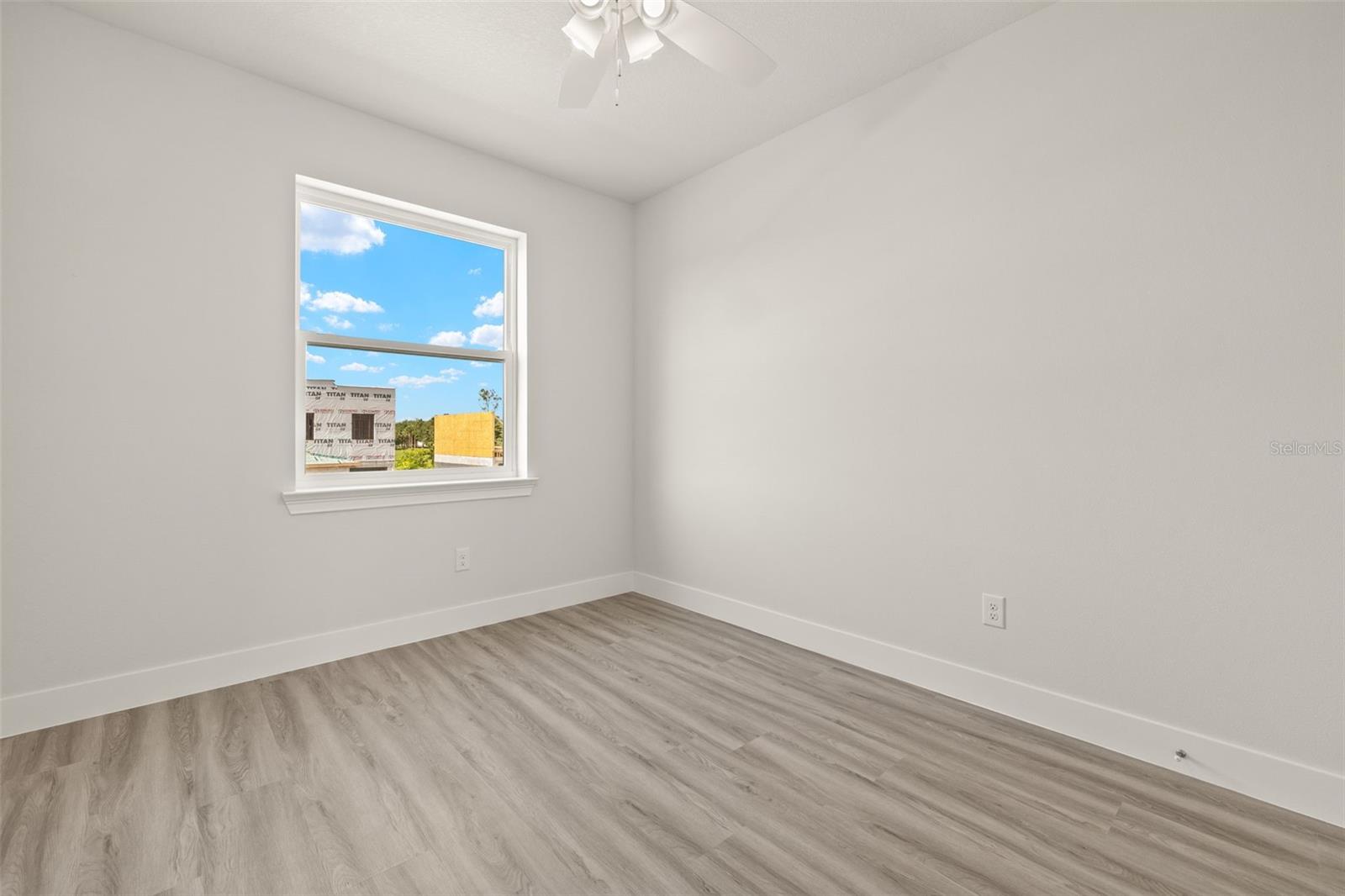 Image 25 of 31 For 14985 Sunset Eve Loop