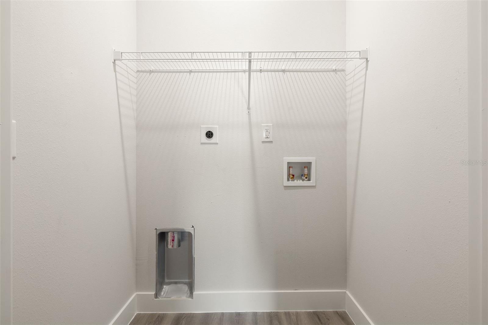 Image 28 of 31 For 14985 Sunset Eve Loop