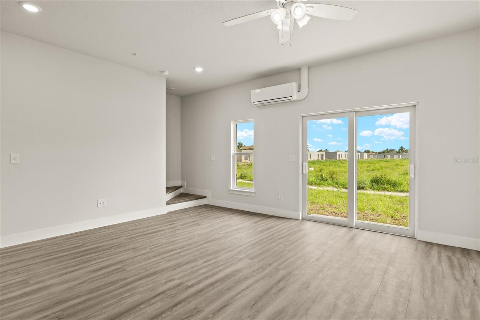 Image 5 of 31 For 14985 Sunset Eve Loop