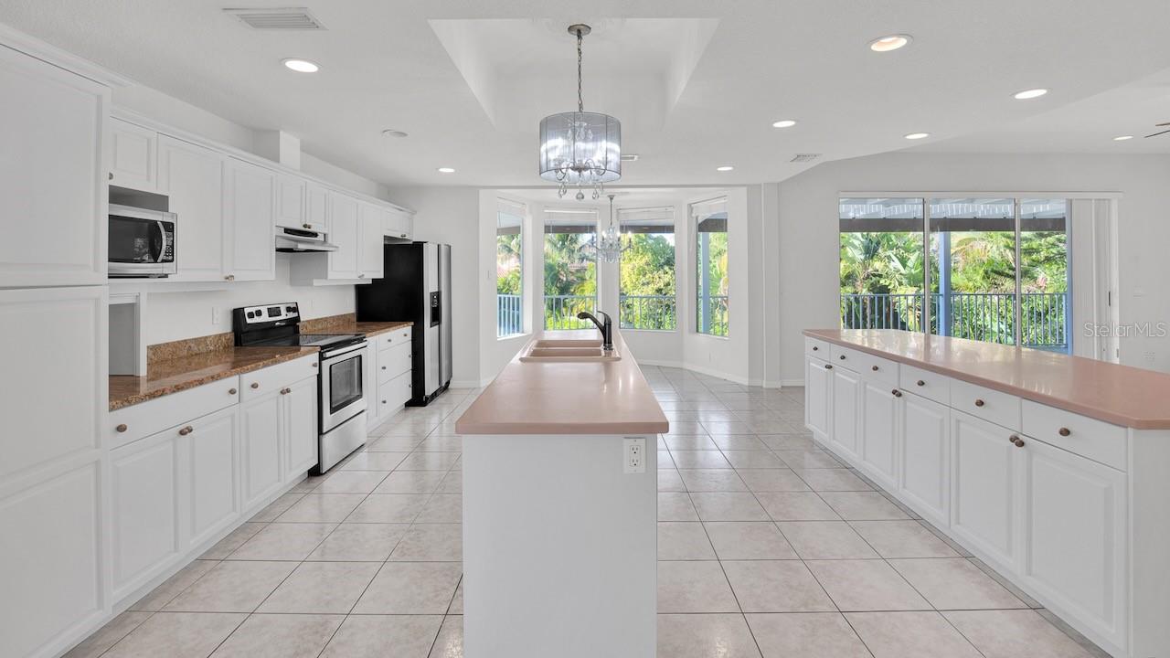 Image 10 of 51 For 608 Columbus Drive