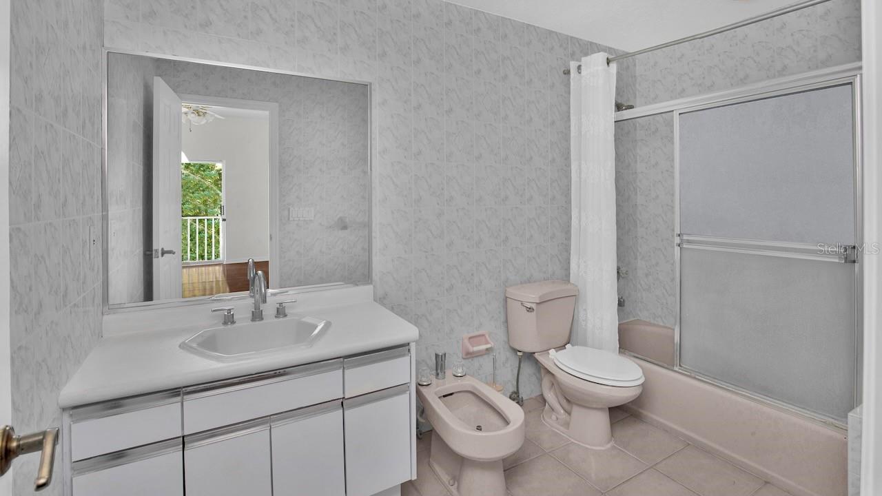 Image 31 of 51 For 608 Columbus Drive