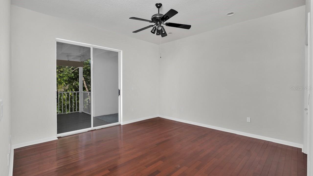 Image 35 of 51 For 608 Columbus Drive