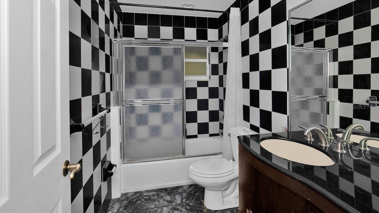 Image 36 of 51 For 608 Columbus Drive