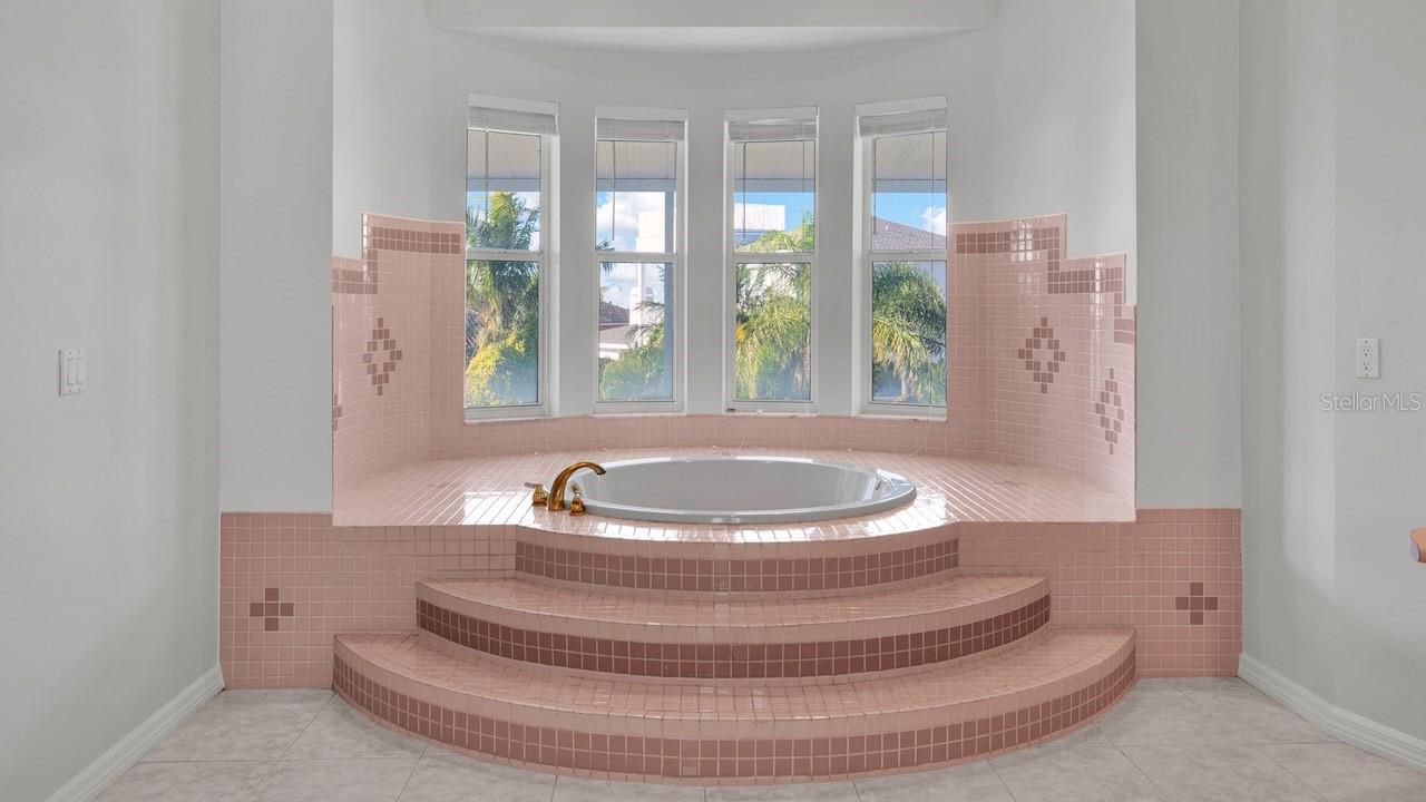 Image 45 of 51 For 608 Columbus Drive