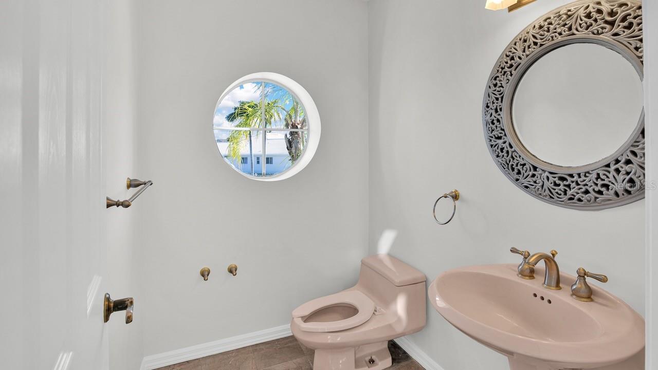 Image 47 of 51 For 608 Columbus Drive