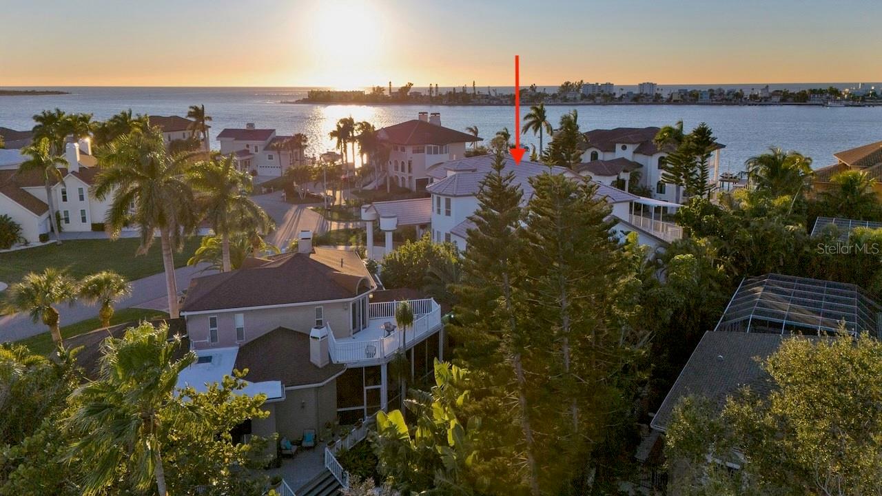 Image 5 of 51 For 608 Columbus Drive