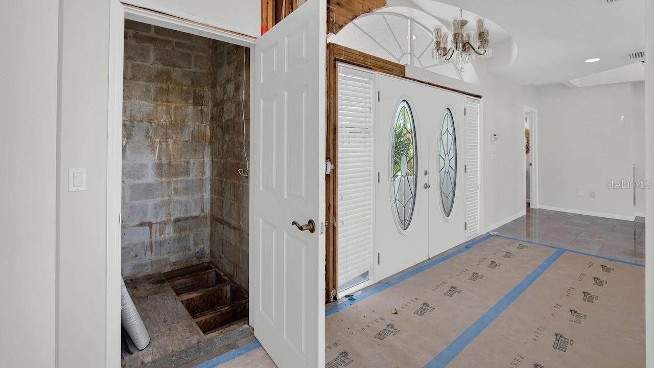 Image 50 of 51 For 608 Columbus Drive