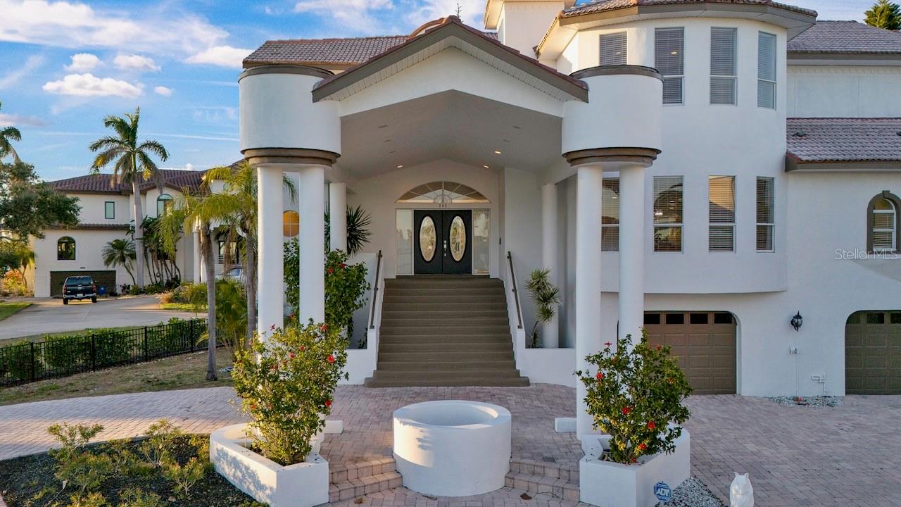 Image 7 of 51 For 608 Columbus Drive