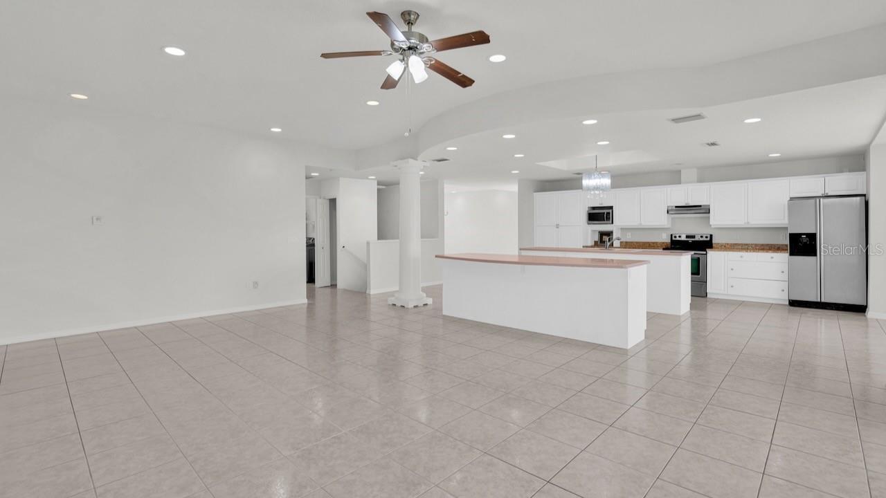 Image 9 of 51 For 608 Columbus Drive