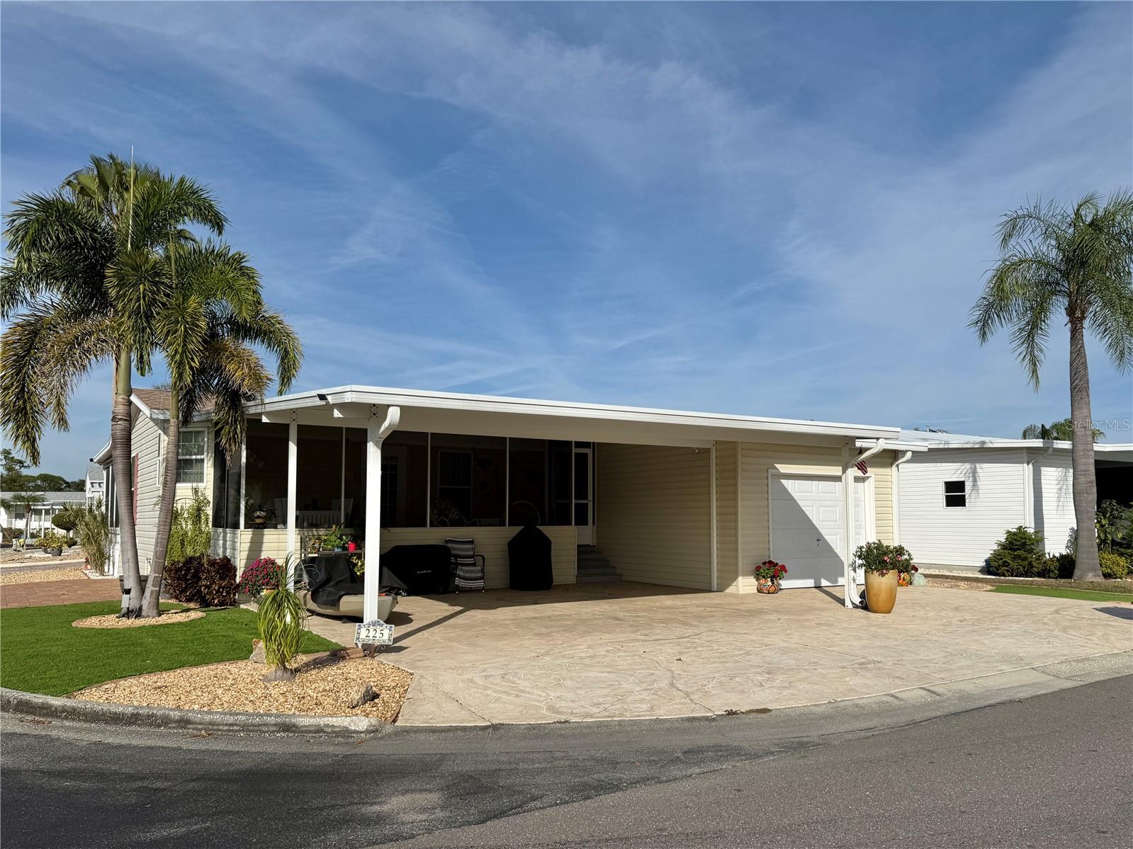 Image 17 of 29 For 225 Port Royal Lane